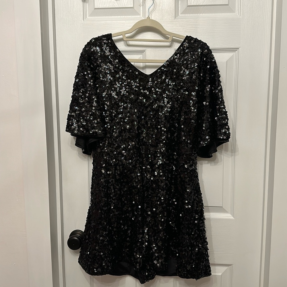 Maner sequins romper.XXL